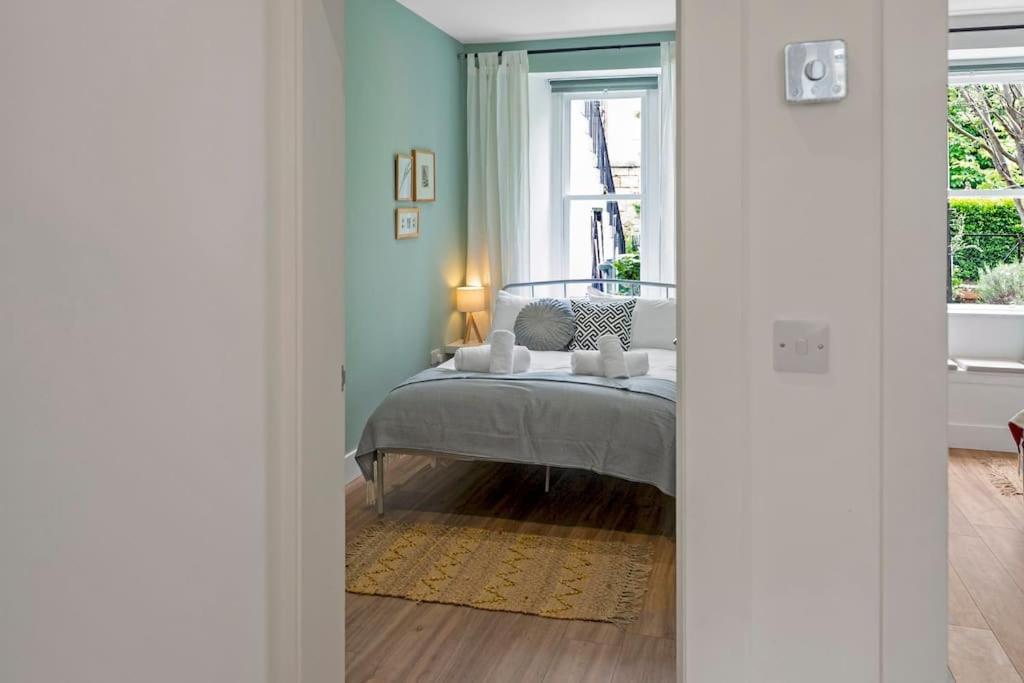 Cheerful Stays - Westend Cottage With Secured Parking Edinburgh Buitenkant foto